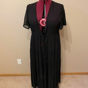 Torrid short sleeve kimono -polka dot